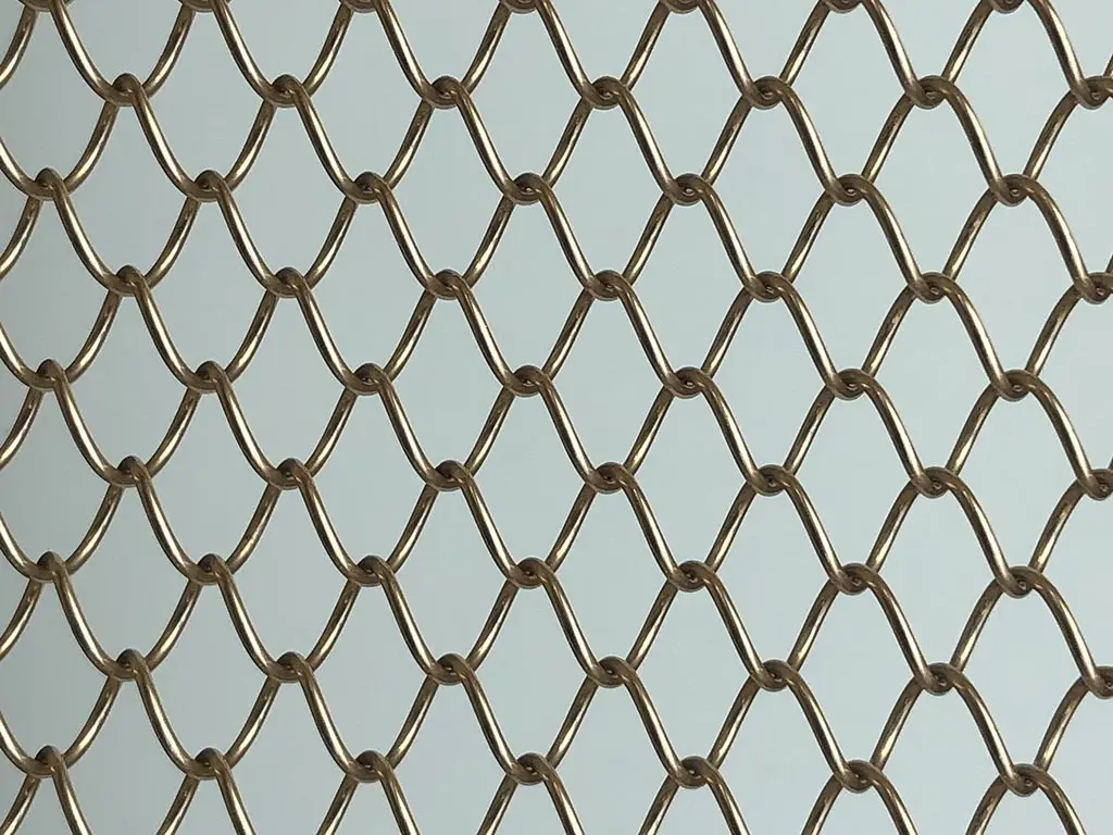 Wire mesh curtain