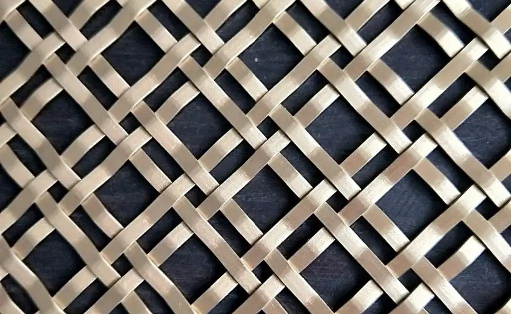 Woven decorative wire mesh